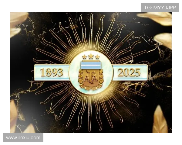 阿根廷官方海报纪念三年前今日捧起第三座世界杯荣耀足球历史球迷共庆 阿根廷官方海报纪念三年前今日捧起第三座世界杯荣耀足球历史球迷共庆